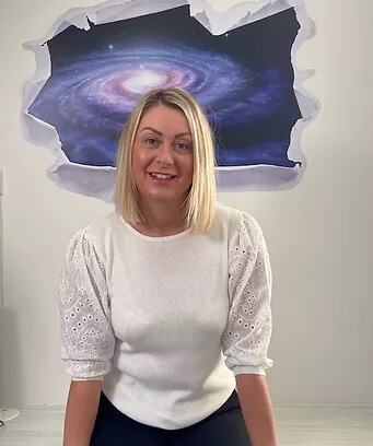 Stacey, member of the Elizabeth Rose Psychics UK reception team